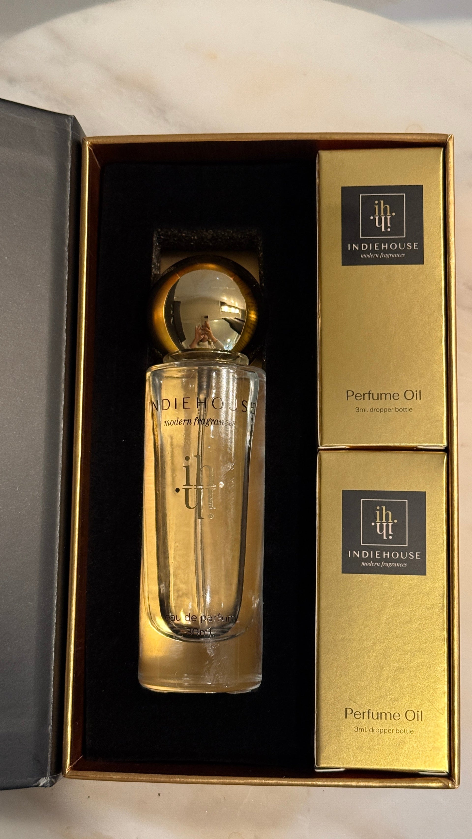 make it at home gifts custom perfume making kits at INDIEHOUSE